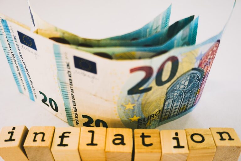 Inflationsschutz durch strategische Vorbereitung auf wirtschaftliche Krisen Grafik zur strategischen Vorbereitung für Inflationsschutz in wirtschaftlichen Krisen