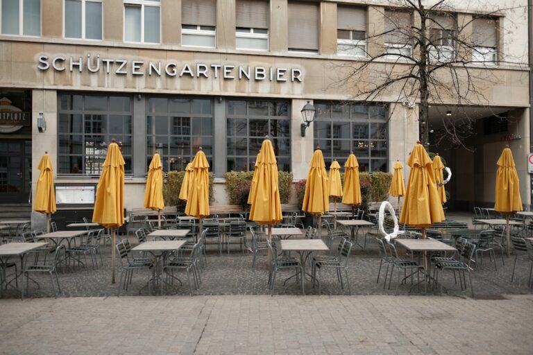 So gelingt der Solarkocher Eigenbau aus preiswerten Materialien ganz leicht Solarkocher Eigenbau aus preiswerten Materialien für nachhaltige Notfallvorsorge