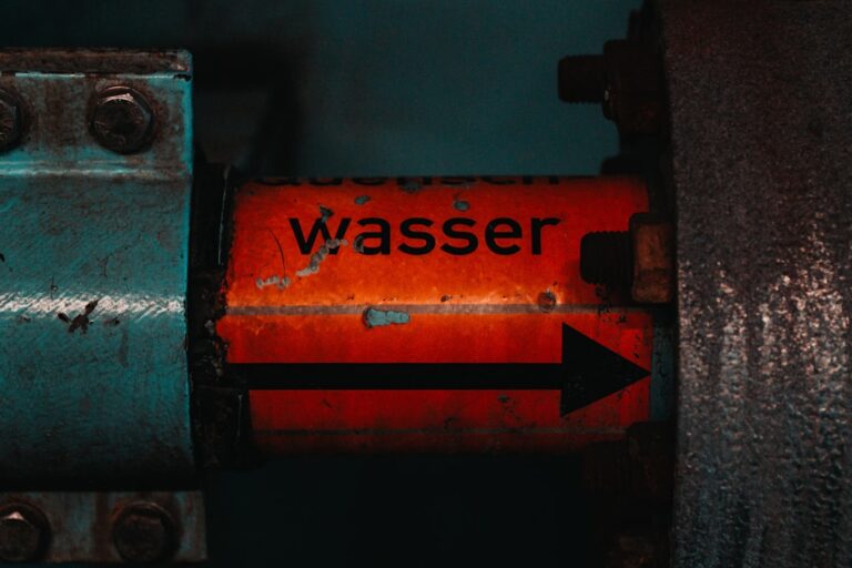 Wasser mit einfachen Hausmitteln filtern und reinigen für Notfallvorsorge