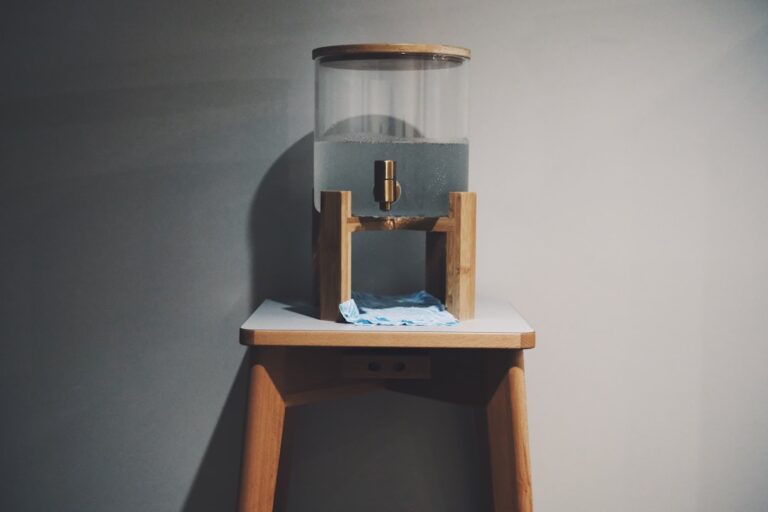 Wasserfilter Modelle im Vergleich für sicheres Trinkwasser unterwegs Vergleich verschiedener Wasserfilter Modelle für sicheres Trinkwasser unterwegs im Outdoor-Einsatz